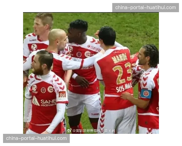 半场：兰斯0-0克莱蒙，主队控球率高达65%但射正寥寥