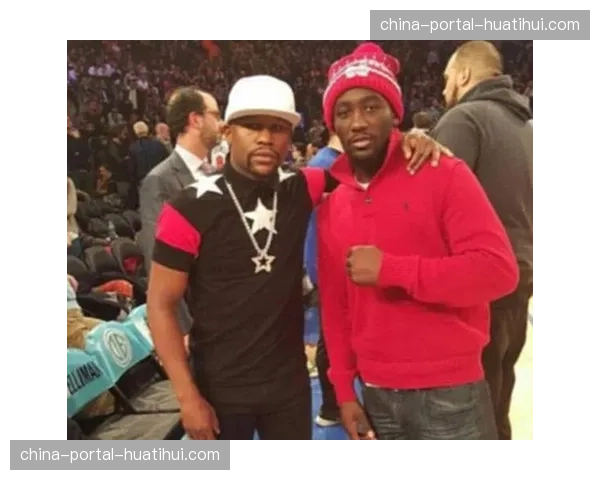 拳手长期休战对状态的影响：以富里、克劳福德为例